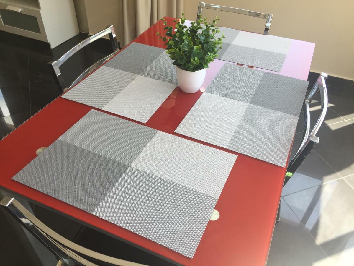 Inlesa Vistas Al Mar Apartman Benidorm Kültér fotó